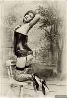 ashleyblackwhite2Lweb