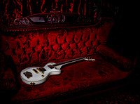 LVguitarCouch
