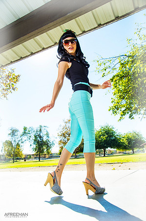 HayleeStandingTurquoisePantsLweb