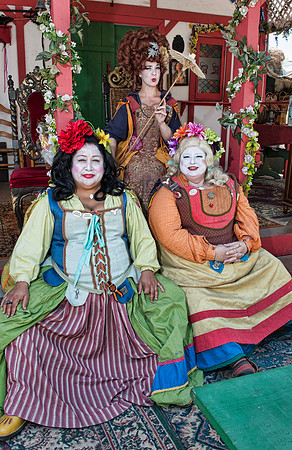 3brightLadies