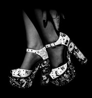 alainaBlackWhiteShoes